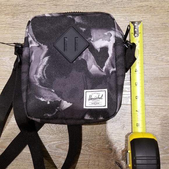 Herschel Supply Company cross bag - Picture 4 of 5